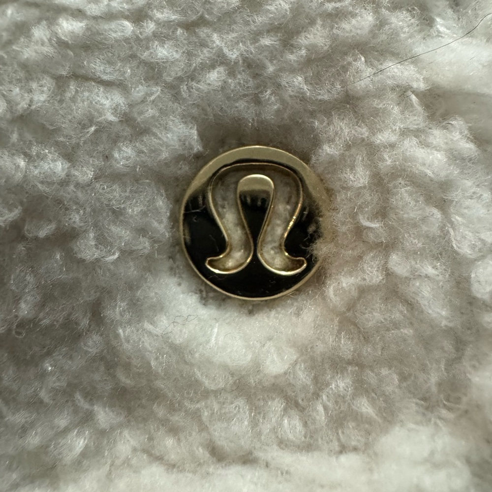 lululemon athletica Cream Crossbody Belt Bag - Picture 15 of 16